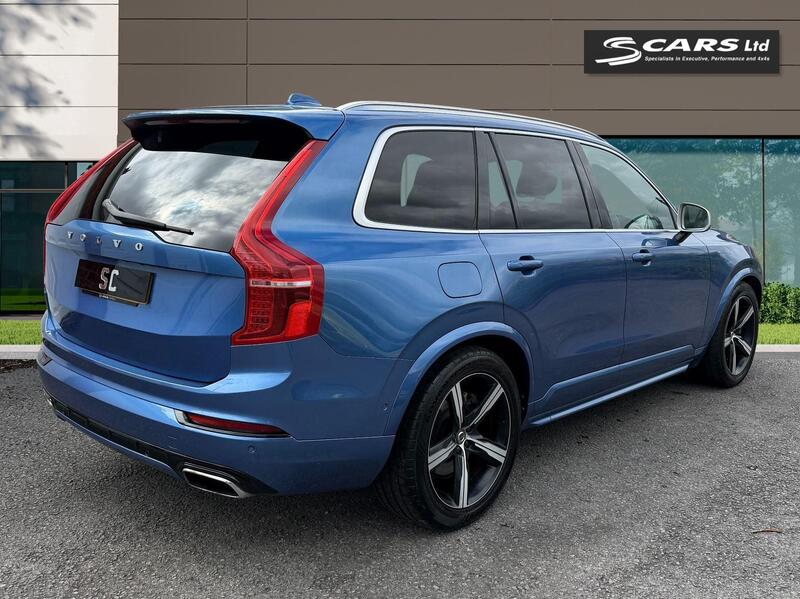 Volvo XC90 view 5