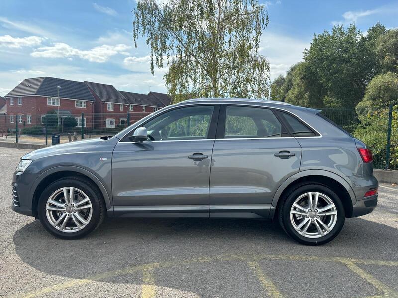 Audi Q3 view 2