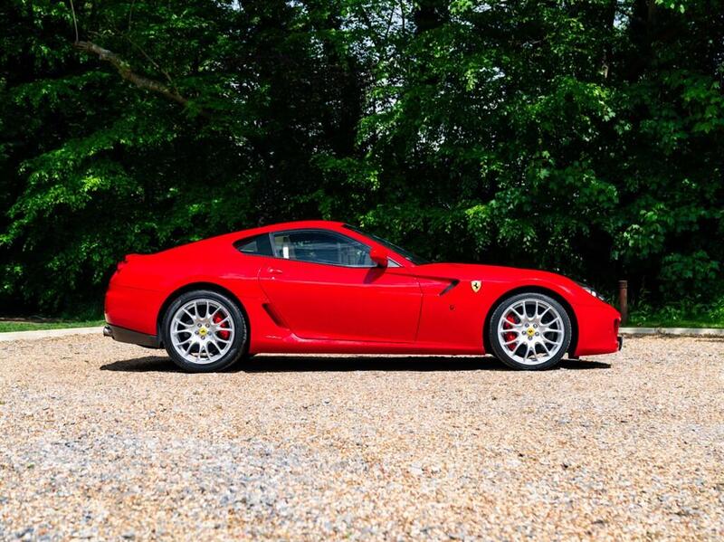 Ferrari 599 view 6