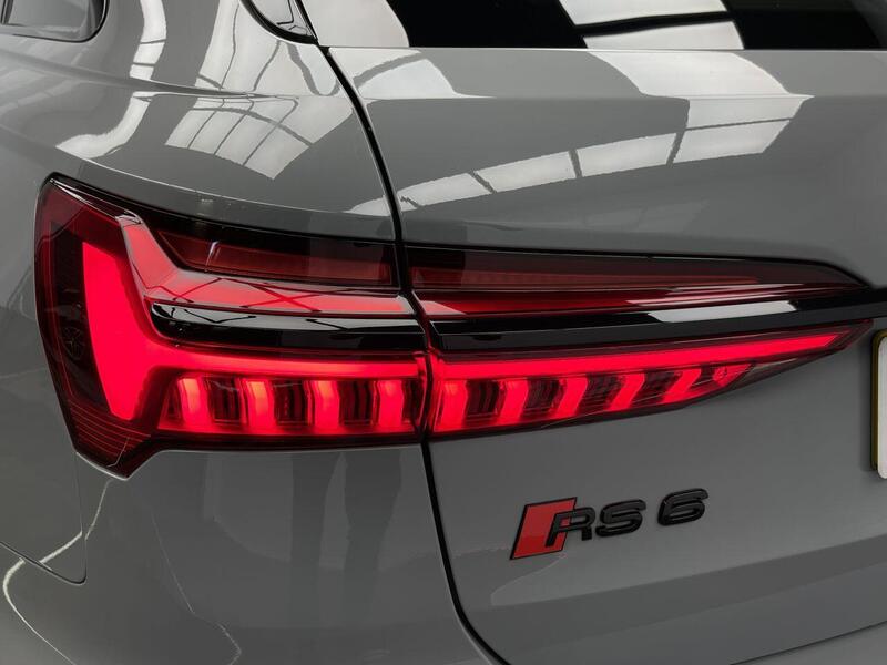 Audi RS6 view 46