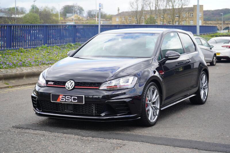 Volkswagen Golf view 6