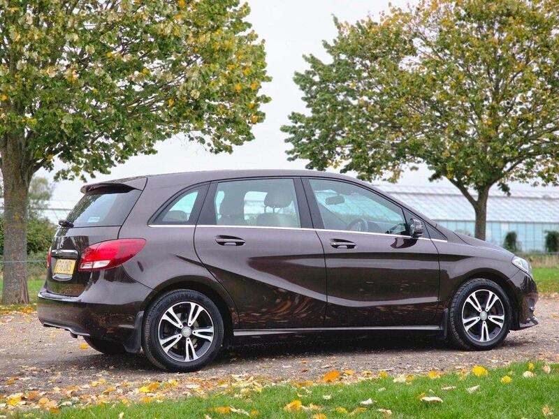 Mercedes-Benz B-Class view 4