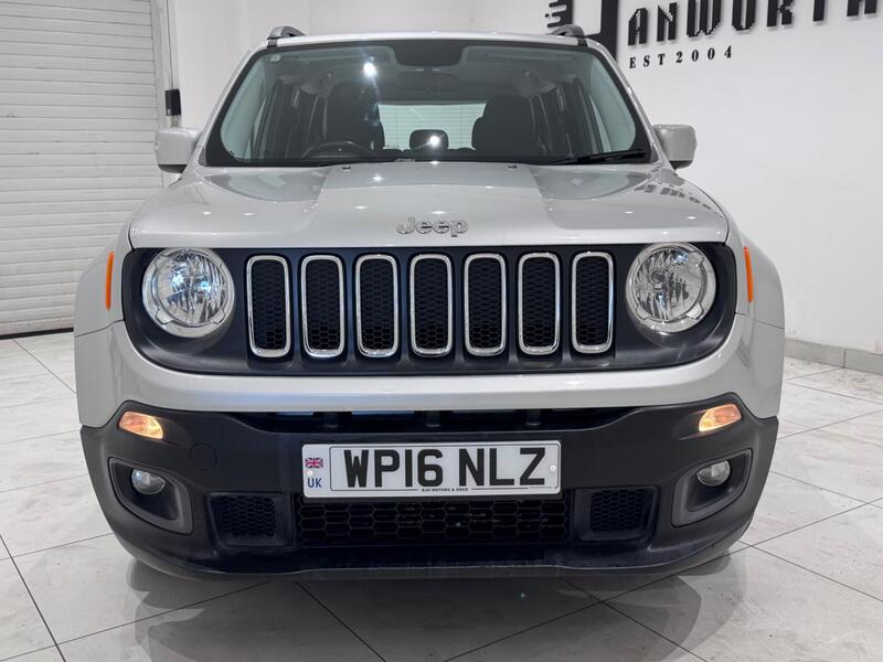 Jeep Renegade view 5