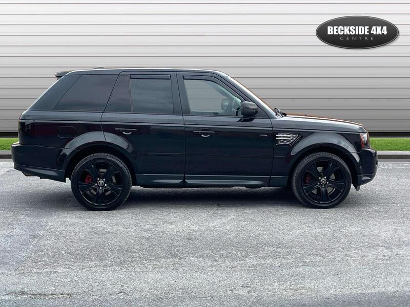 Land Rover Range Rover Sport view 2