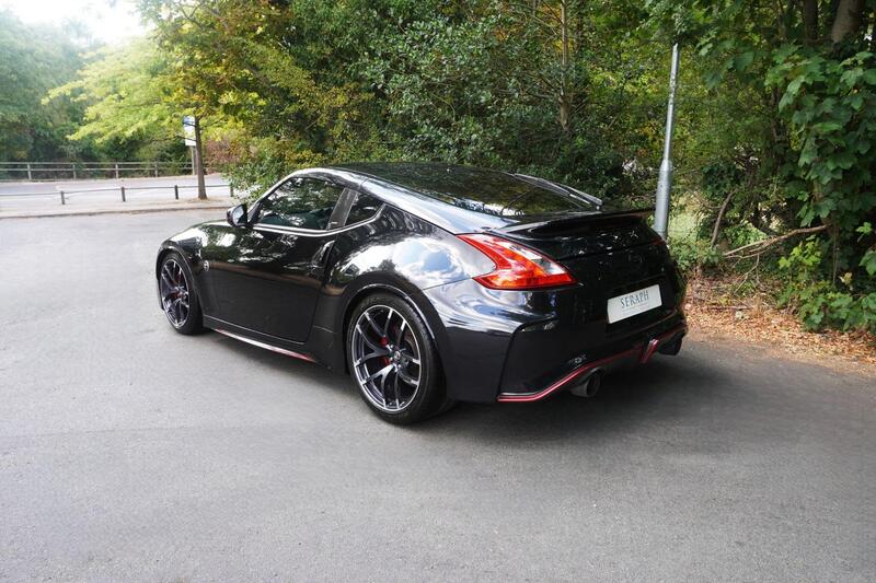 Nissan 370 Z view 5