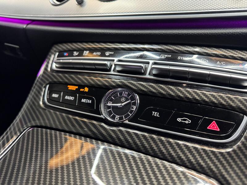 Mercedes-Benz E-Class view 25