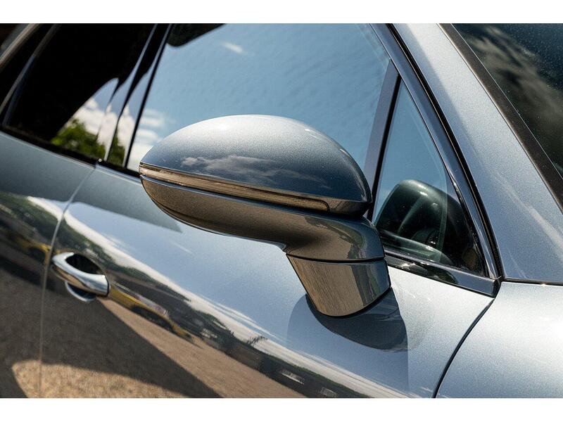 Porsche Cayenne view 6