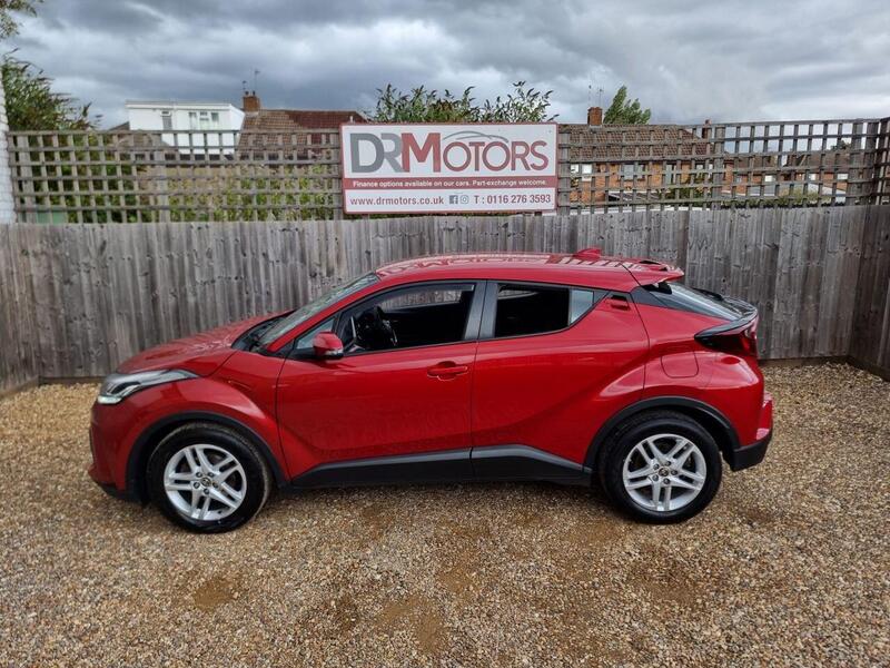 Toyota C-HR view 7