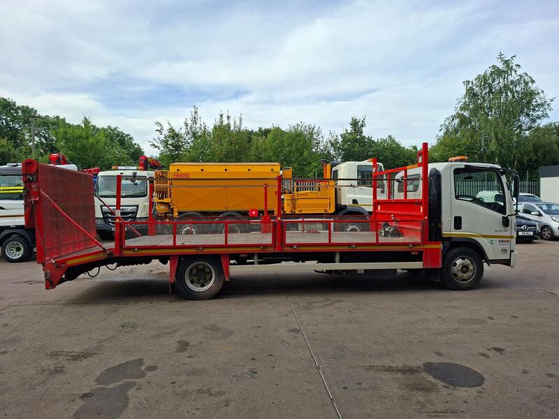 Isuzu N75 190  7.5T Beavertail