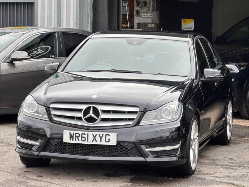 Mercedes-Benz C-Class view 4