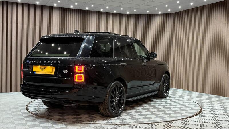 Land Rover Range Rover view 5
