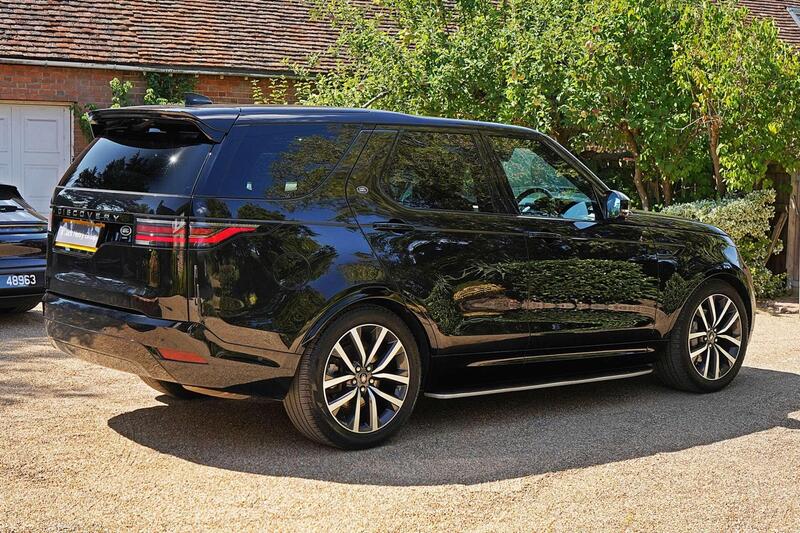 Land Rover Discovery 3 view 5