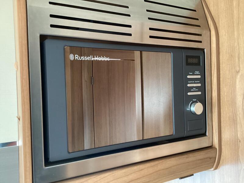 Auto-Trail Tracker RB — image 43