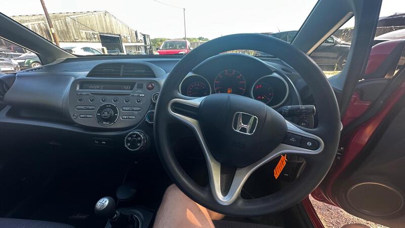 2010 Honda Jazz — photo 10