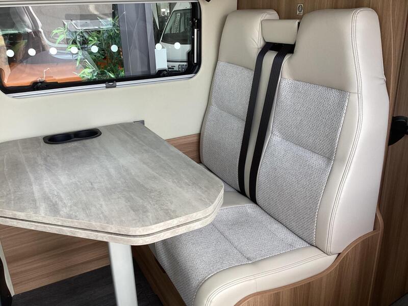 Auto-Trail V-Line 636 Sport — image 13
