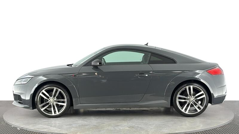 Audi TT view 7