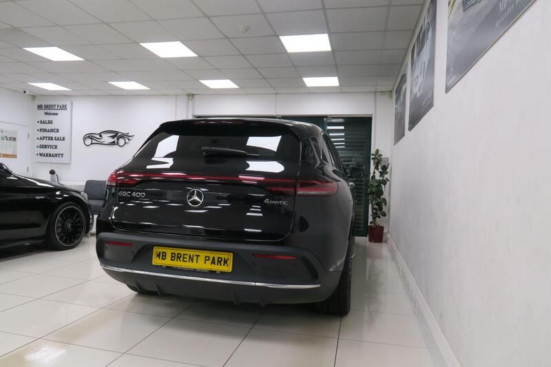 Mercedes-Benz Mercedes-Benz EQC view 6