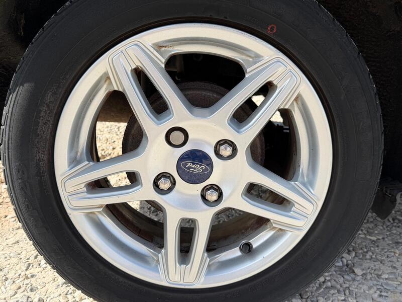 Ford Fiesta view 2