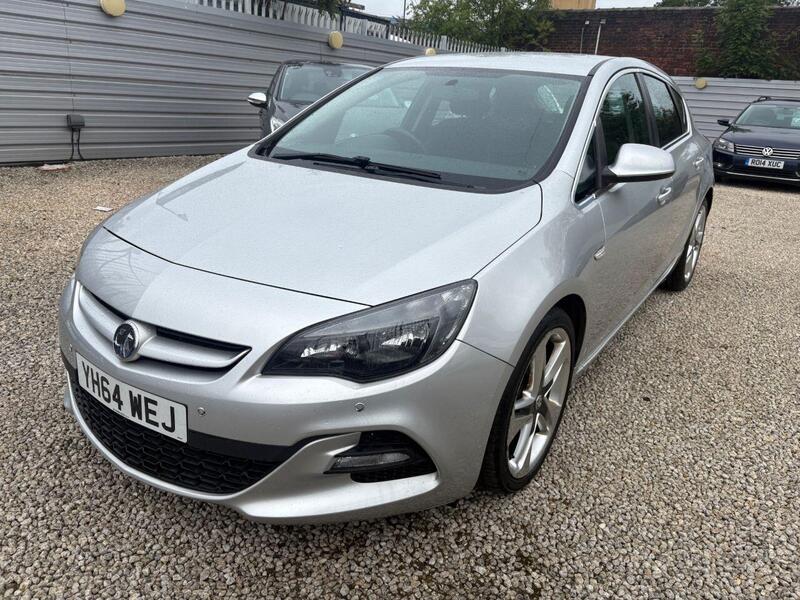 Vauxhall Astra view 3