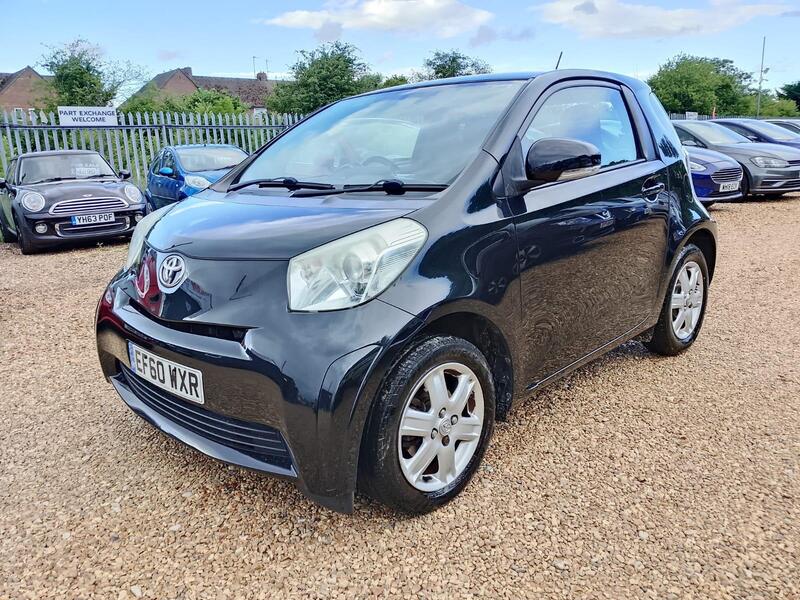 Toyota Iq view 3