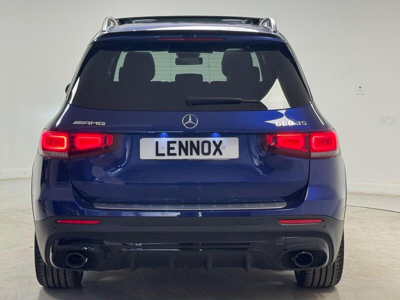 Mercedes-Benz Mercedes-Benz GLB view 6
