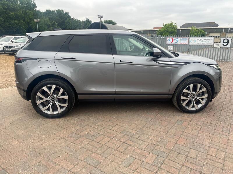 Land Rover Range Rover Evoque view 2
