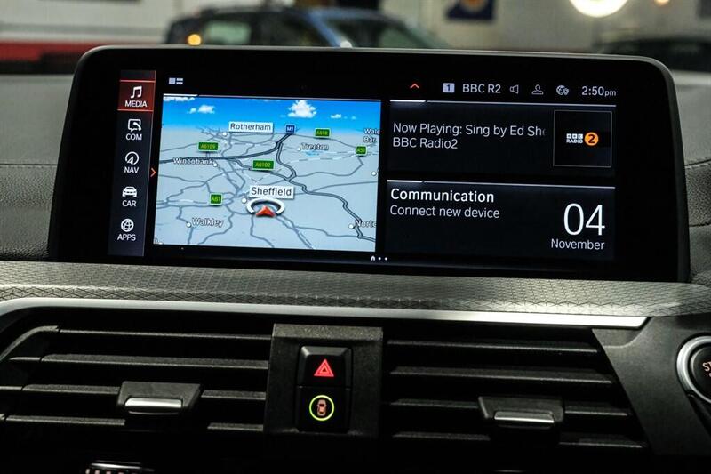 BMW X4 view 16