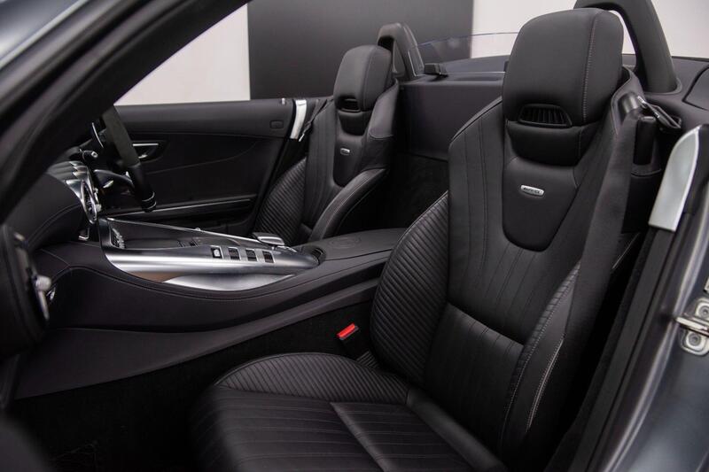 Mercedes-Benz Amg GT view 4