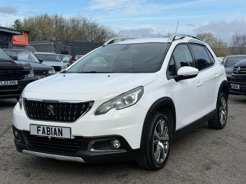 Peugeot 2008 view 3