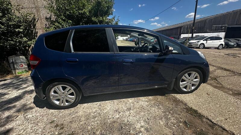 2013 Honda Jazz — photo 11
