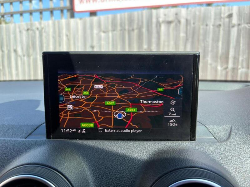 Audi Q2 view 3