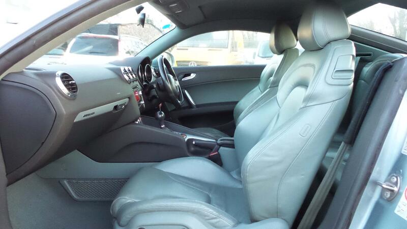 Audi TT view 7