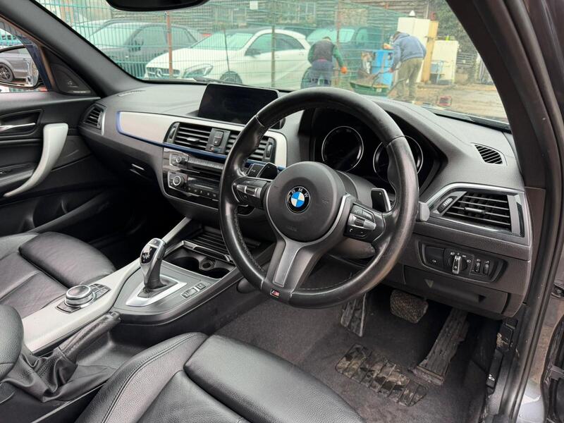 BMW 1 Series view 4