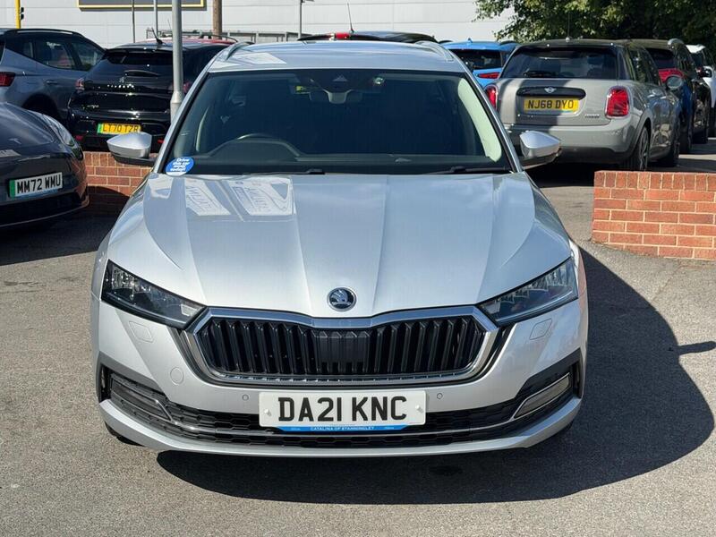 Skoda Octavia view 2