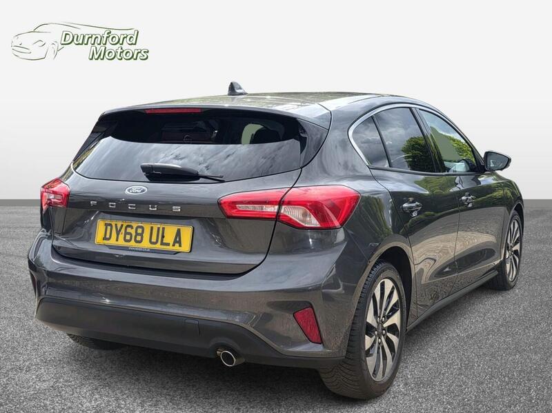 Ford Focus view 4