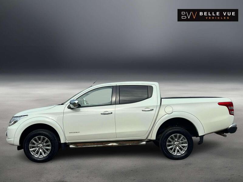 Mitsubishi L200 view 5