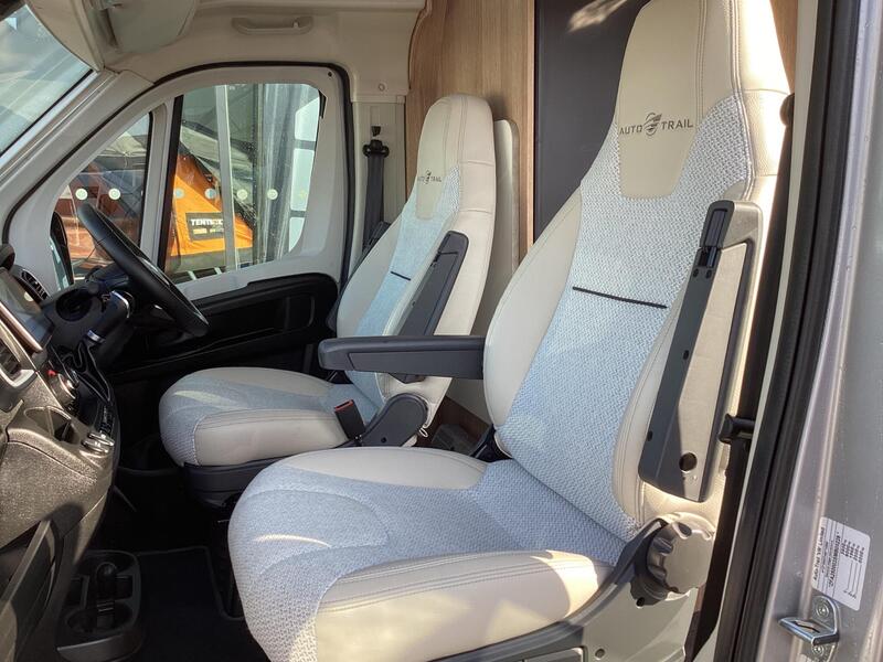 Auto-Trail V-Line 610 Sport — image 39