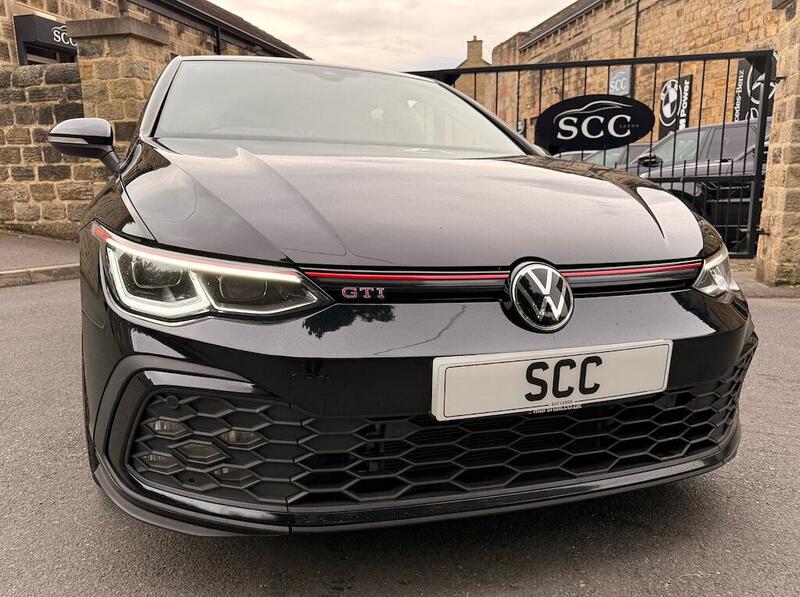 Volkswagen Golf view 4