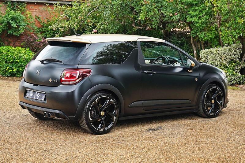 DS Automobiles DS 3 view 6