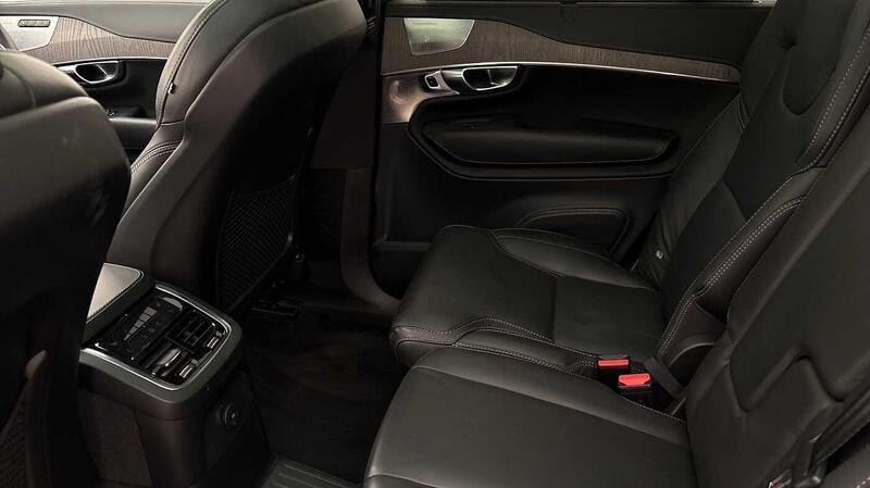 Volvo XC90 view 7