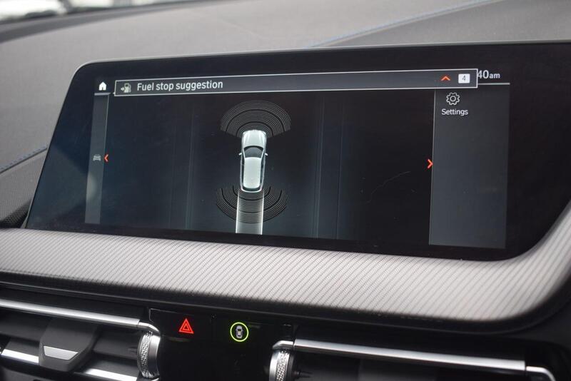 BMW 1 Series view 5