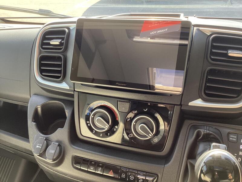 Auto-Trail Imala 730 — image 39