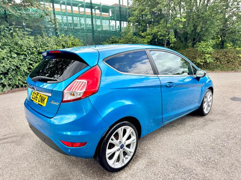 Ford Fiesta view 4