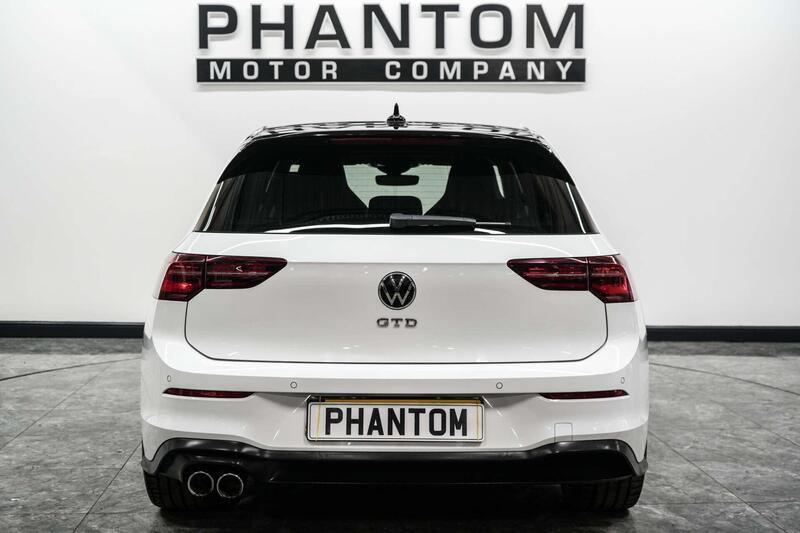 Volkswagen Golf view 4