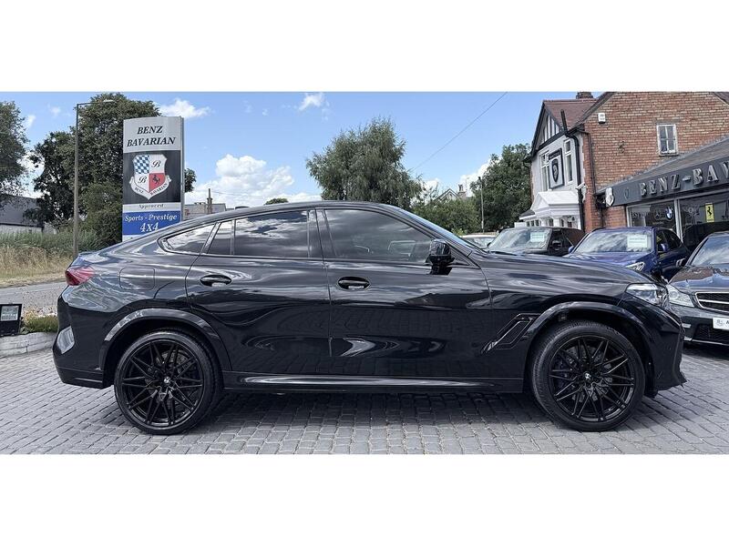 BMW X6 M view 5