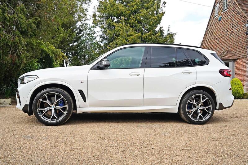 BMW X5 view 2
