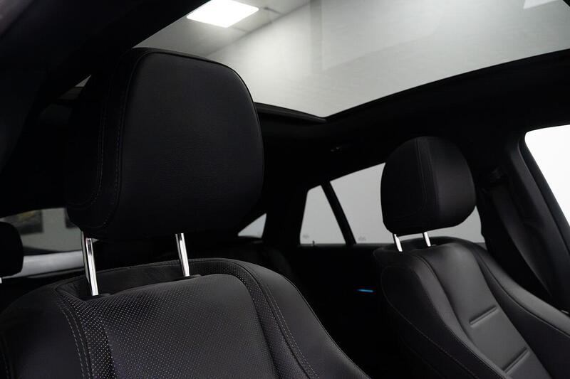 Mercedes-Benz Mercedes-Benz GLE view 3