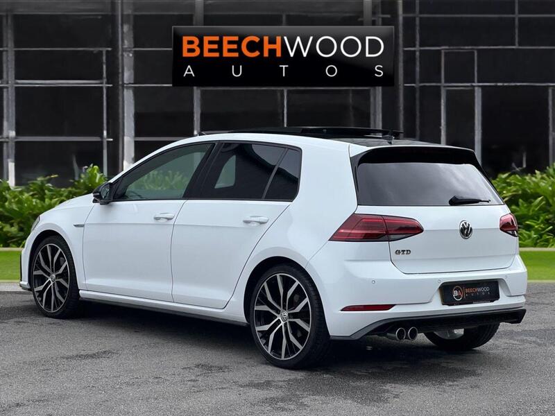 Volkswagen Golf view 7