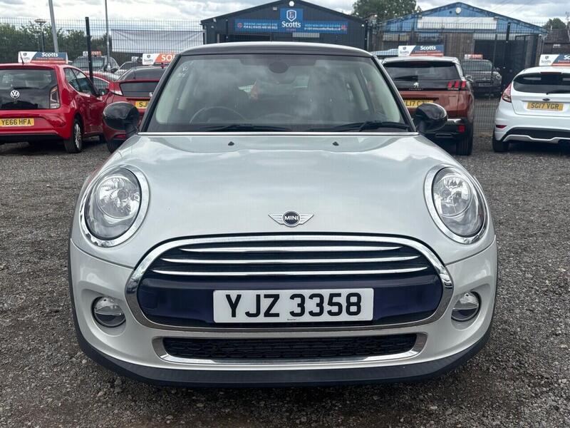 MINI Hatch view 2