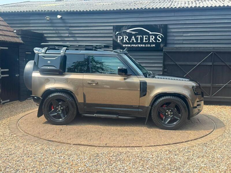 Land Rover Defender view 6